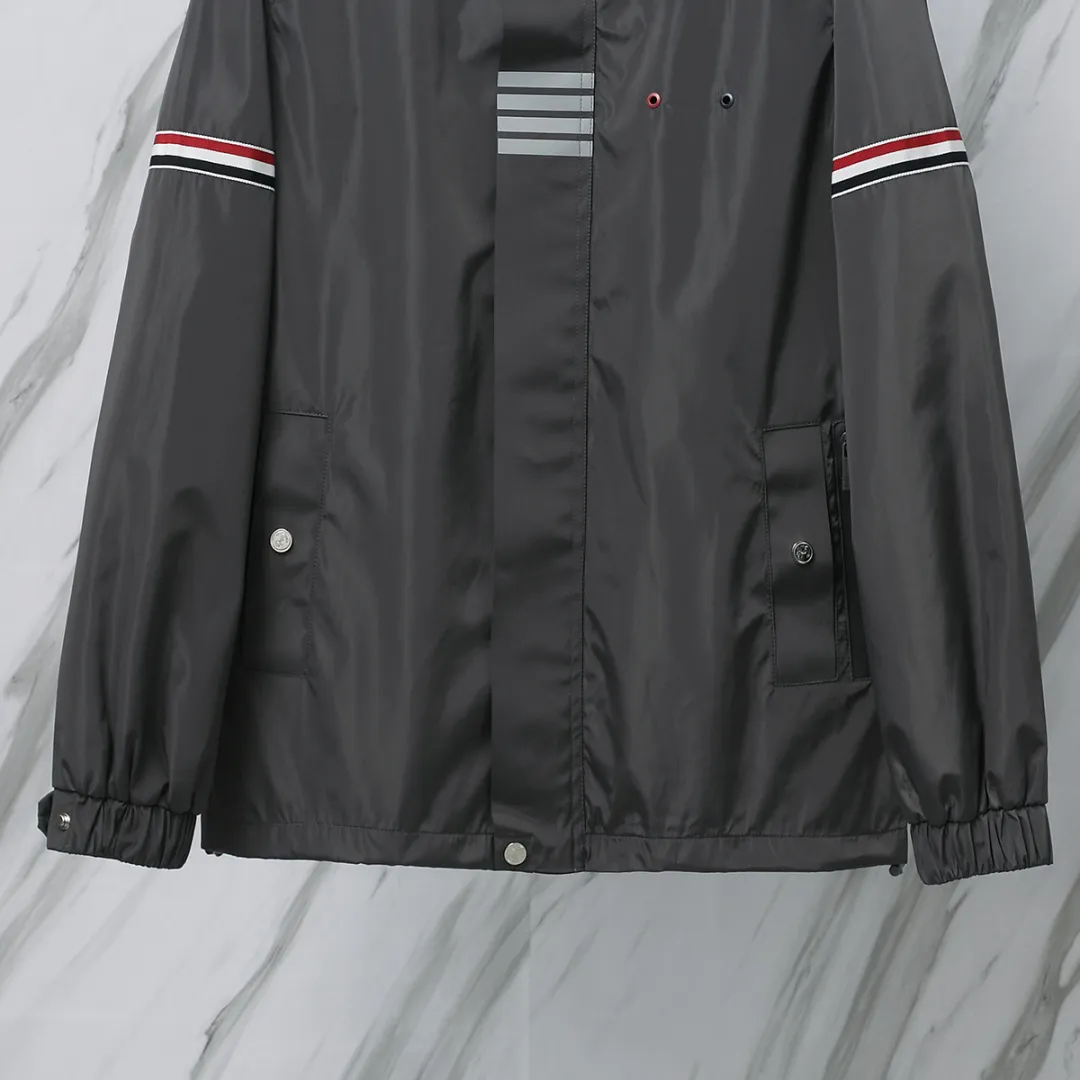 ：YT 05（TB ） THOM BROWNE .TB Quality TB TB LOGO TB logo TBAuthentic 2.5cm Premium TB Factory Versatile ！ TBAuthentic TB ！ ：Gray/Black/Navy Blue Size：1/2/3/4